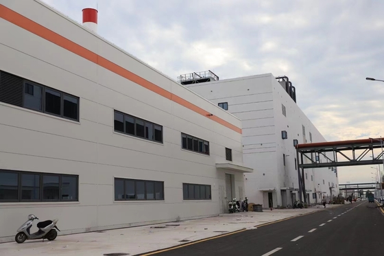 ISO 9001-2008 인증 및 사용자 지정 문과 함께 철강 구조 창고